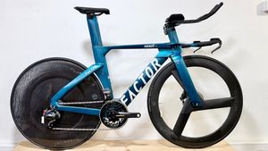 FACTOR HANZO VELO NEUF -20% - 1