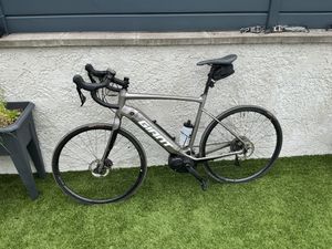 Vélo Giant road e 2 année 2023 + Taille XL batteri... - 1