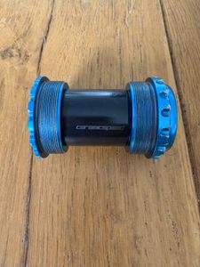 Boitier pédalier CeramicspeedT47L Shimano 24 mm - 1