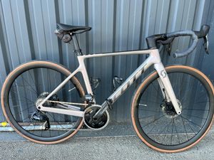 Scott Addict RC 10 2021 - 1