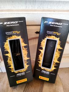 Pneus Pirelli PZero Race - 1