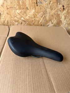 Selle Décathlon neuve - 1