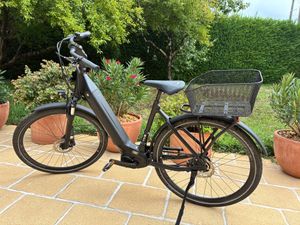À vendre : Vélo Électrique Giant DailyTour E+ 2 LD... - 1