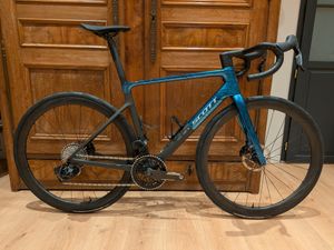 Vélo Scott Addict RC taille M millésime 2027 - 1