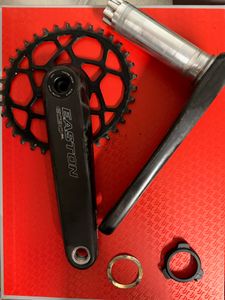 Pédalier Easton EC90 SL avec plateaux - 1