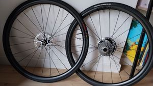 Roues Neo Wheels Carbone Ultralight - 1