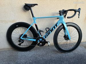 Giant Propel Advanced Pro Di2  - 1