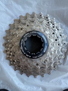 Casette Shimano Ultegra 11-28 11v + chaîne shimano - 1