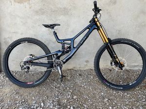 Santa Cruz V10 2025 - Taille XL - Neuf - 1