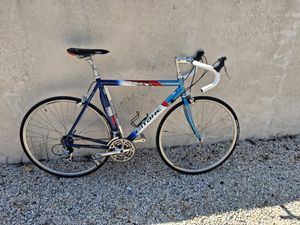 VENTE VELO DE ROUTE GITANE MACH 680 - 1