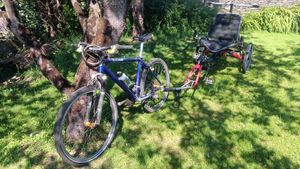 Velo  Hase bike  3 roues  - 1