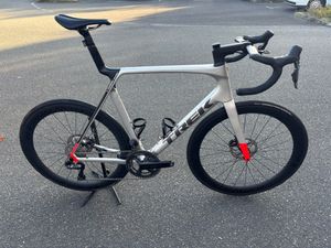Trek Madone SL 7 – 8e génération – Taille XL - 1