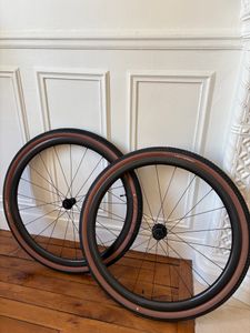 Paire de roues Newmen G34 carbone NEUVES - 1
