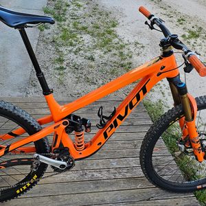 Pivot firebird  - 1