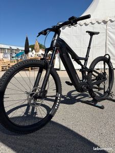 🚵 FOCUS THRON 7 VTTAE Enduro Bosch CX – 800Wh – T... - 1