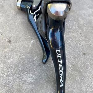 Manettes Shimano Ultegra R8000 - 1