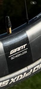 Roue arrière GIANT SLR 2 Carbone - Urgent  - 1