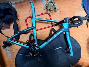 Pinarello Dogma f 2027 obsidian emerald neuf taill... - 1