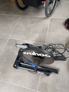 Home trainer wahoo kickr v4 - 1