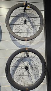Paires de roues Reserve 57/64 DT 240 - 1
