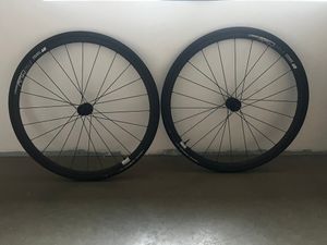 Paire de roues DT Swiss PR 1400 Dicut - 1
