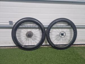 Roues Roval RapideCL II, profil 60 et 50 à l'avant... - 1