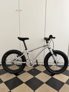 Vélo enfant Early Rider Belter 16 pouces - 1