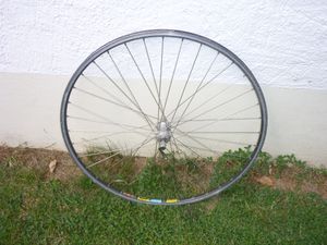 ROUE AVANT VINTAGE MAVIC - 1