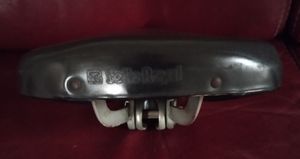 Selle Royal vintage noire 185 x 230mm en Bé - 1