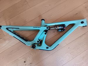 Cadre Yeti sb 140 - 1