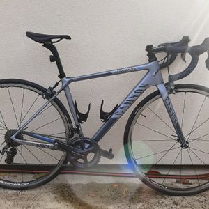 CANYON Ultimat CF SL 9.0 . PRÉVENTE - 1