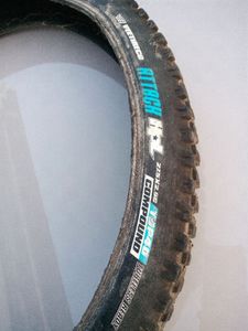 Vee tire  Attack - 1