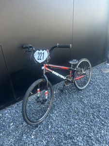 BMX race meybo taille expert noir et rouge - 1