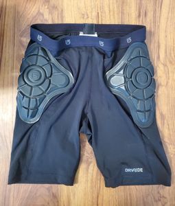 Short Burton Total Impact enfant - 1