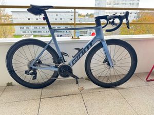 Giant propel  - 1