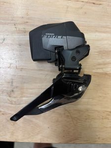 Dérailleur sram force AXS - 1