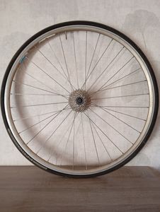 Roue de vélo de route complète - 1
