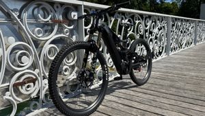 VTT Flyer Uproc 6 9.50 Carbon taille M - 1