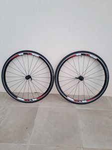 Roues Shimano RC31 en 700C - 1
