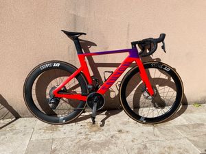 Canyon Aeroad CF Slx8 - 1
