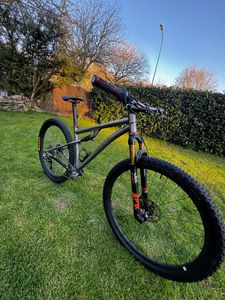 Vtt Léon semita - 1