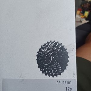 Cassette shimano ultegra CS-R8101 12S 11-30T - 1