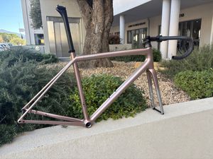 Kit cadre Aethos S-Works - 1