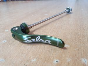 Blocage de roue arrière VTT 135mm axe titane Salsa... - 1