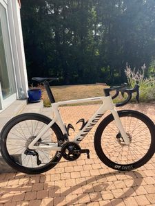 Canyon Aeroad CF SLX - 1