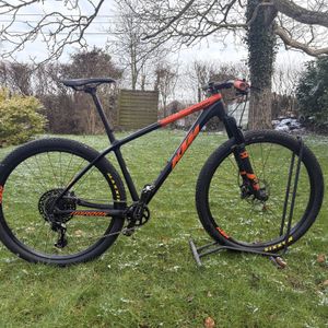 KTM Myroon Master - 1