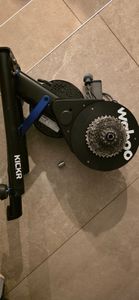Wahoo KICKR v3 Home Trainer connecté – Excellent é... - 1