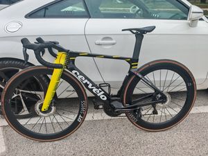 Vélo route Cervélo S5 - 1