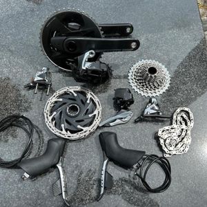 Groupe Sram Red eTap AXS 12 vitesses  - 1