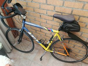 vélo de course BH Oquina + home-trainer Tacx + acc... - 1
